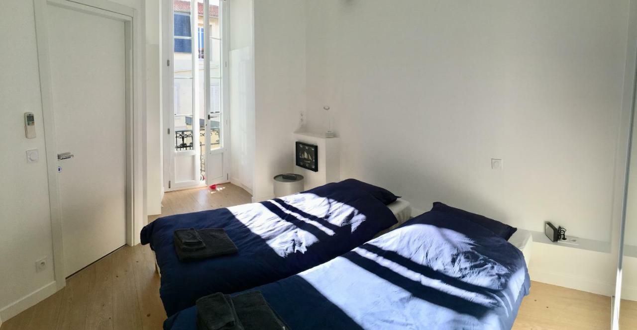 Apartment On Place Massena Nice Exteriör bild
